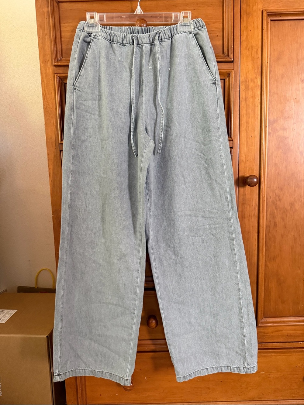 Light Gray Women’s Wide-Leg Drawstring Jeans
